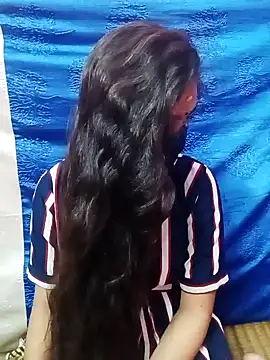 Snapshot of Cute-Simmi chatting on 01/28/25, 09:08 Cute-Simmi online show from 01/28/25, 09:08