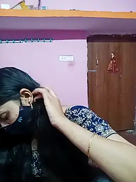 Snapshot of Cute-Simmi chatting on 12/31/24, 09:10 Cute-Simmi online show from 12/31/24, 09:10