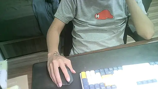 Ryan67533 online show from 11/07/25, 12:31