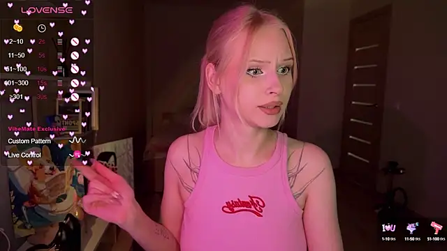 lisa barbie online show from 09/20/25, 04:45