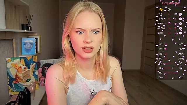 lisa barbie online show from 10/14/25, 10:05