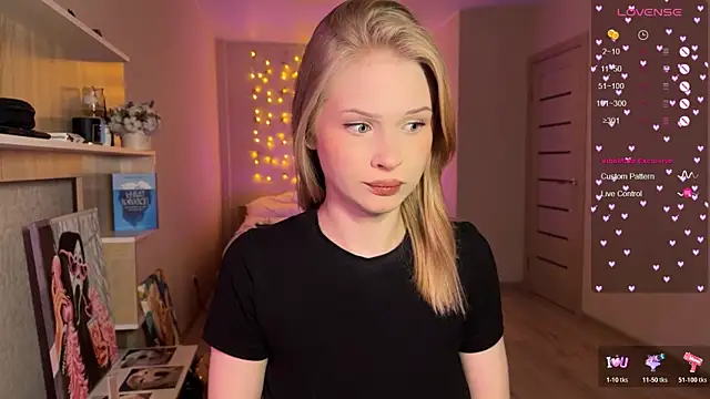 lisa barbie online show from 12/21/25, 04:52