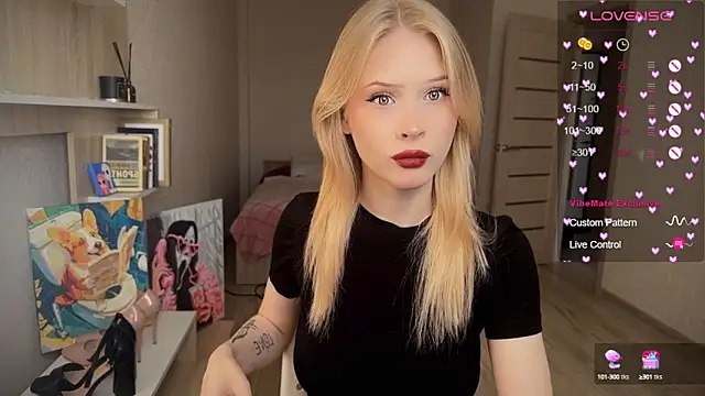 lisa barbie online show from 09/28/25, 08:21