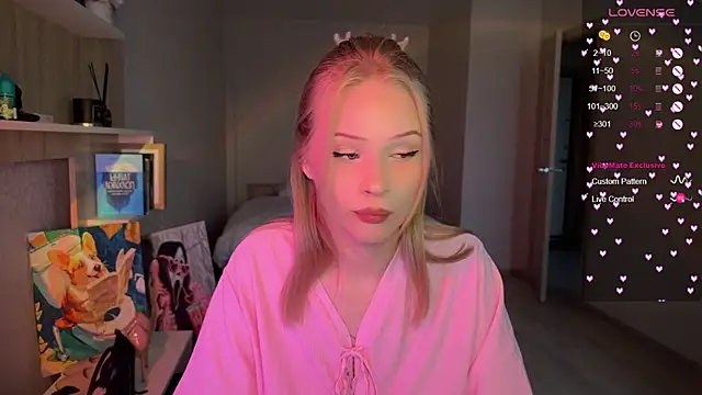 lisa barbie online show from 11/16/25, 06:51