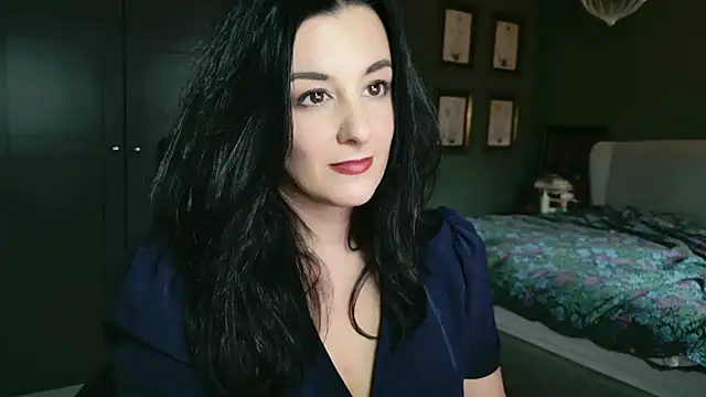 flatwhite0 online show from 12/18/25, 12:09