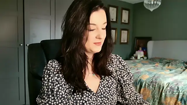 flatwhite0 online show from 03/02/26, 10:00