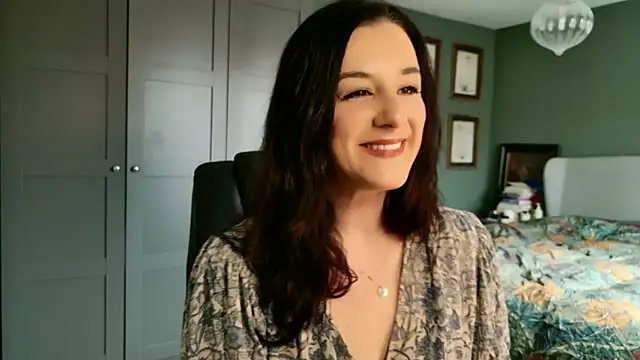 flatwhite0 online show from 04/03/26, 09:27