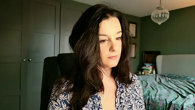 flatwhite0 online show from 02/10/26, 10:36