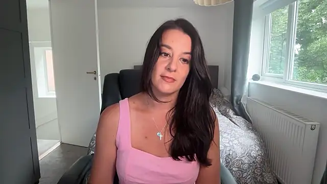 flatwhite0 online show from 07/28/26, 04:39