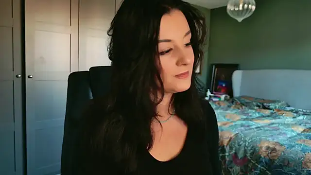 flatwhite0 online show from 12/02/25, 10:50