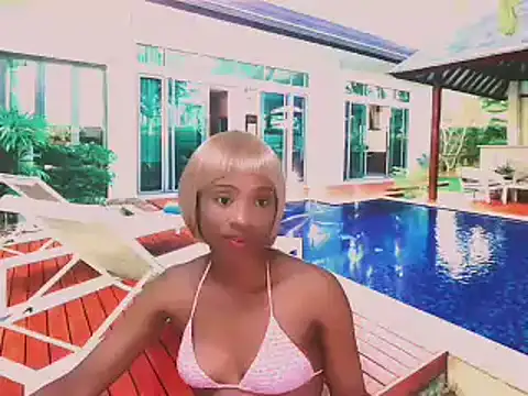 Snapshot of EbonyCreamy69 chatting on 02/12/25, 11:40 EbonyCreamy69 online show from 02/12/25, 11:40