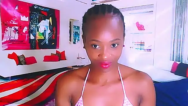 Snapshot of EbonyCreamy69 chatting on 01/18/25, 11:00 EbonyCreamy69 online show from 01/18/25, 11:00