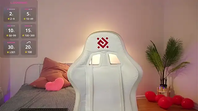 tender babyy online show from 03/06/25, 11:36