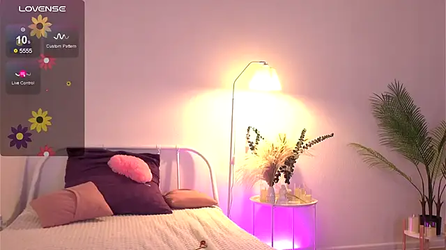 tender babyy online show from 09/18/25, 12:41