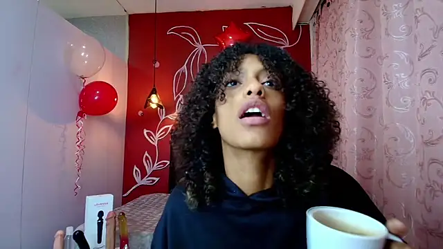 Zia Green online show from 02/19/25, 03:27