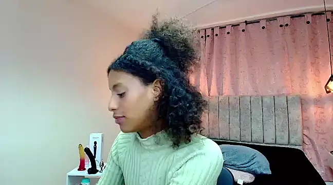 Zia Green online show from 03/09/25, 08:18