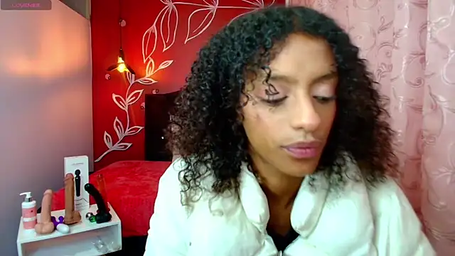 Zia Green online show from 03/18/25, 12:06