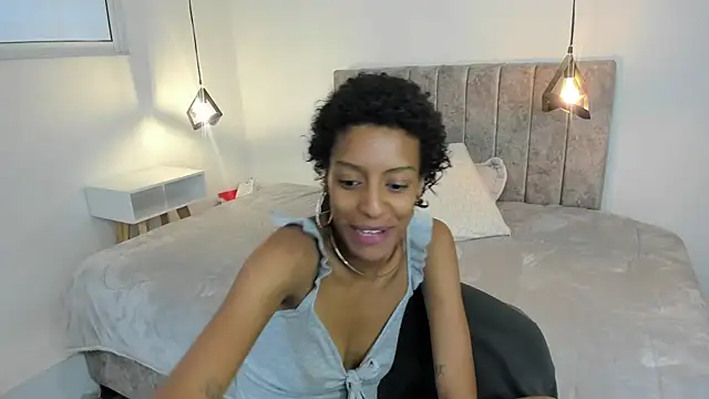 Zia Green online show from 06/02/26, 12:16
