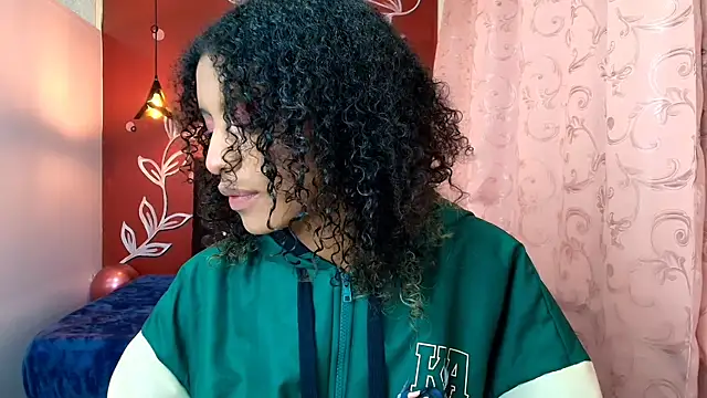 Zia Green online show from 02/01/25, 12:04