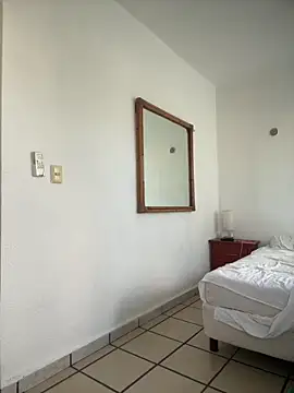 LatinStraight5 online show from 04/05/26, 12:23