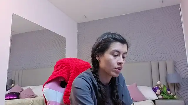 JaneLondon online show from 05/19/26, 07:21