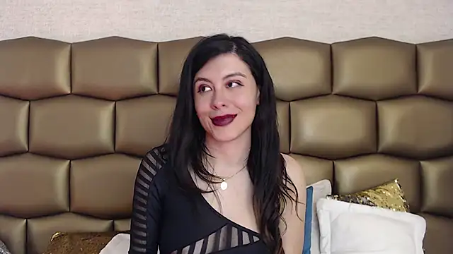 Snapshot of JaneLondon chatting on 12/16/24, 09:09 JaneLondon online show from 12/16/24, 09:09