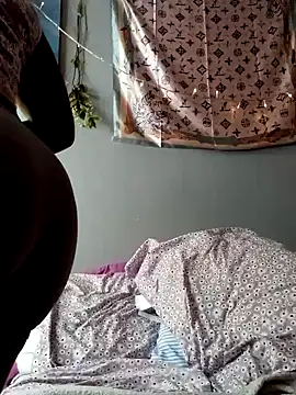 Snapshot of ebonycatlisaaaalime chatting on 03/01/25, 04:22 ebonycatlisaaaalime online show from 03/01/25, 04:22