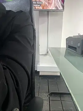 Amy Kiitty  online show from 04/17/26, 01:25