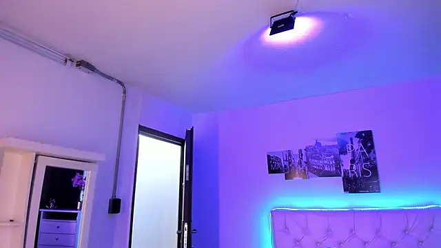 Snapshot of Amy_Kiitty_ chatting on 11/20/25, 02:29 Amy Kiitty online show from 11/20/25, 02:29