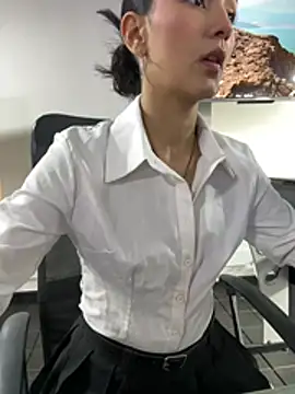 Amy Kiitty  online show from 04/10/26, 01:29