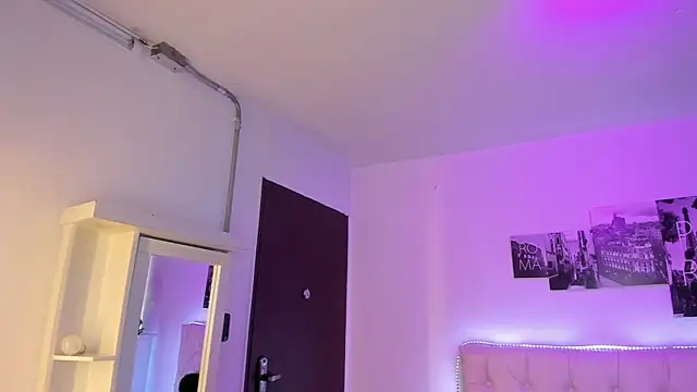 Amy Kiitty  online show from 04/03/26, 01:06