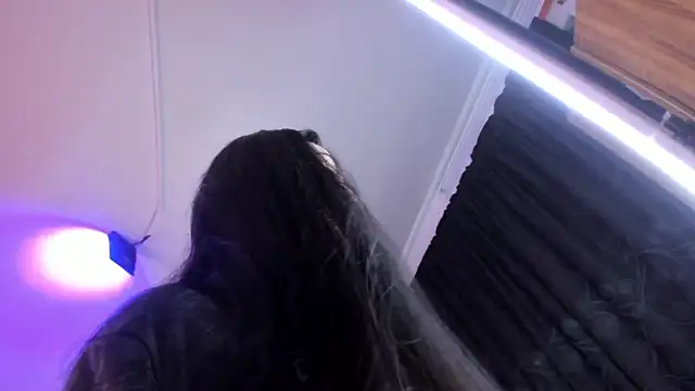 Snapshot of Amy_Kiitty_ chatting on 11/05/25, 12:41 Amy Kiitty online show from 11/05/25, 12:41