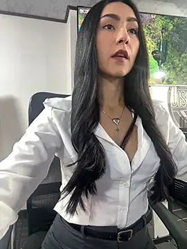 Amy Kiitty  online show from 04/13/26, 01:37