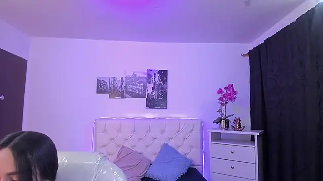 Amy Kiitty  online show from 02/13/26, 01:00