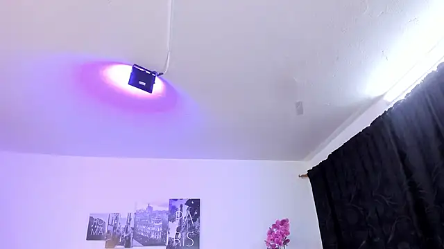 Snapshot of Amy_Kiitty_ chatting on 10/30/25, 12:36 Amy Kiitty online show from 10/30/25, 12:36