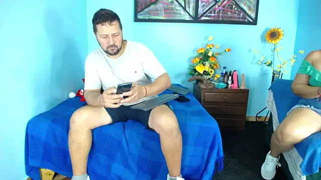 Snapshot of Iivana_19 chatting on 12/02/25, 03:58 Iivana 19 online show from 12/02/25, 03:58