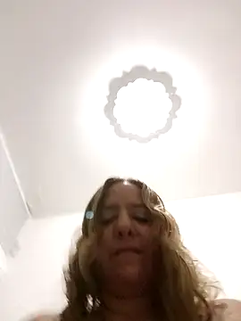 Iivana 19 online show from 02/26/26, 06:19