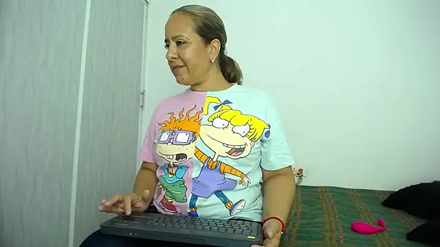 Iivana 19 online show from 02/08/26, 07:00