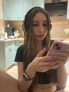 viviandaimond1 online show from 03/15/25, 08:54