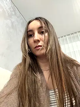 viviandaimond1 online show from 10/16/25, 01:30