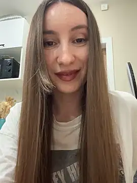 viviandaimond1 online show from 09/17/25, 05:59