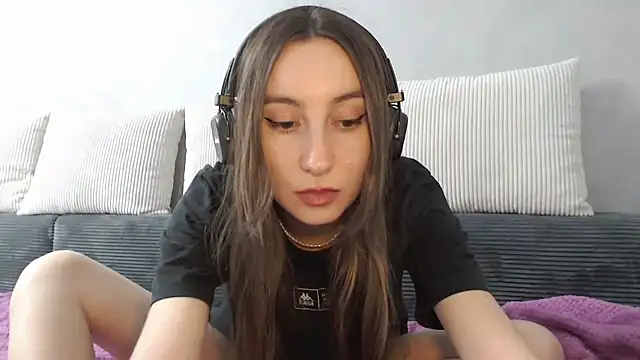 viviandaimond1 online show from 10/30/25, 06:16