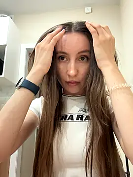 viviandaimond1 online show from 09/18/25, 09:07