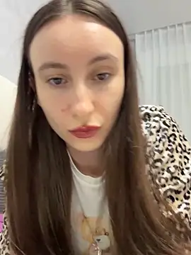 viviandaimond1 online show from 10/06/25, 05:35