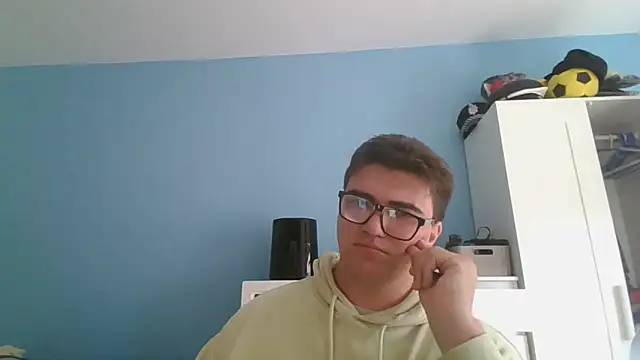 sorolla12 online show from 03/12/26, 01:48