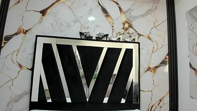 KarinaSimonz online show from 02/17/26, 07:44