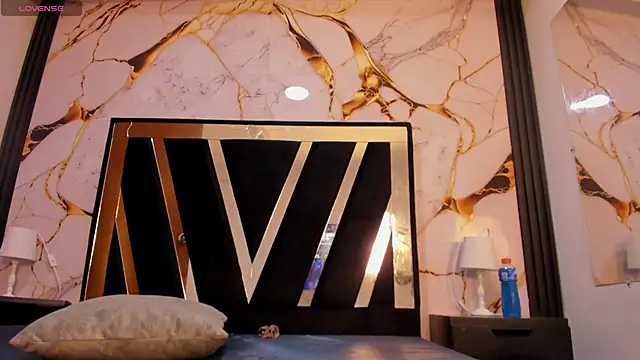 KarinaSimonz online show from 01/14/26, 08:01