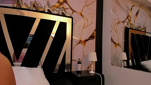 KarinaSimonz online show from 02/07/26, 07:44