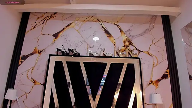 KarinaSimonz online show from 01/09/26, 07:43