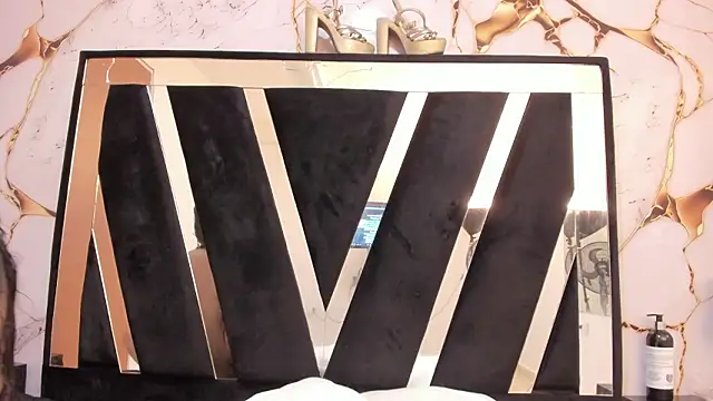 KarinaSimonz online show from 02/13/26, 07:58